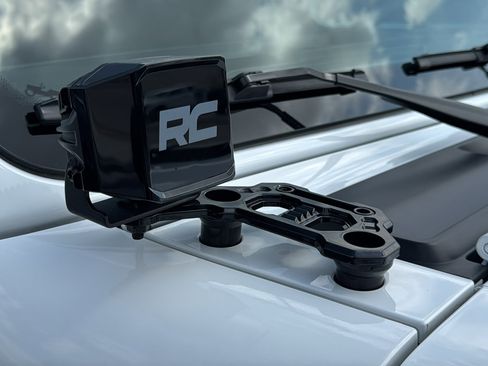 Used 2025 Jeep Gladiator Mojave w/ Safety Group image 13