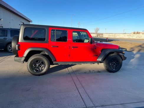 Used 2024 Jeep Wrangler Sport image 6
