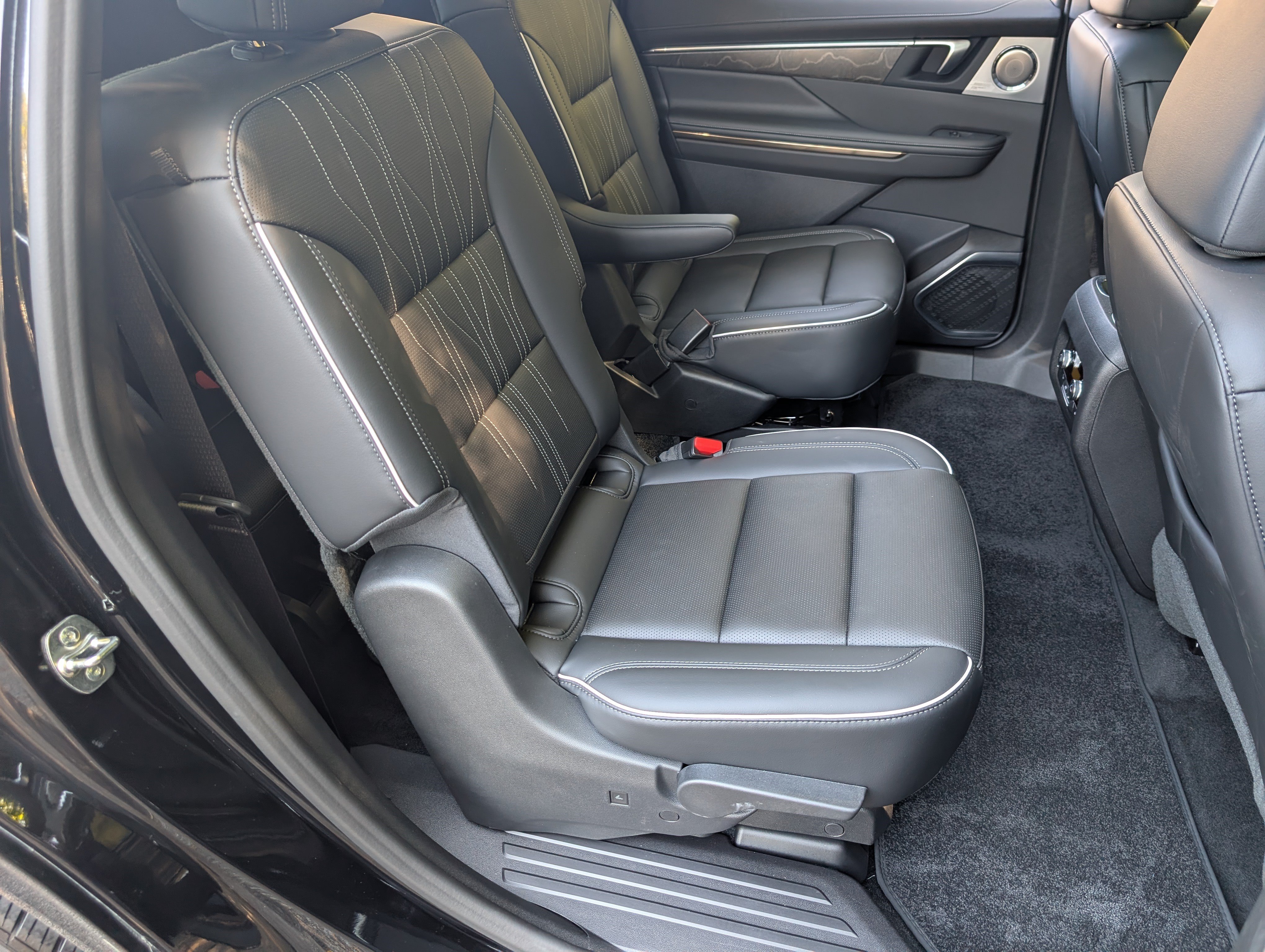 Used 2026 Buick Enclave Avenir w/ Super Cruise Package FWD image 21