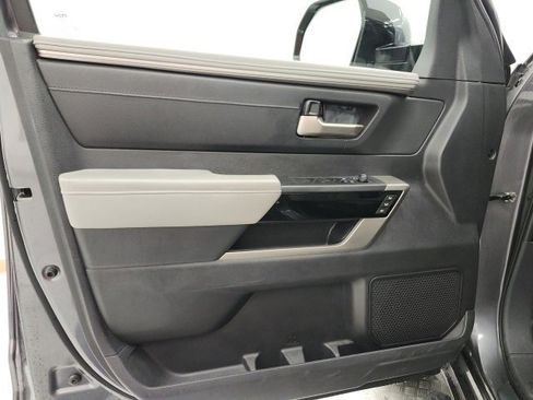 Used 2023 Toyota Tundra Limited image 11