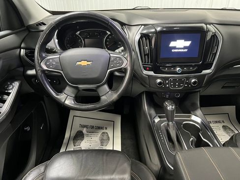 Used 2020 Chevrolet Traverse LT w/ LT Premium Package image 6