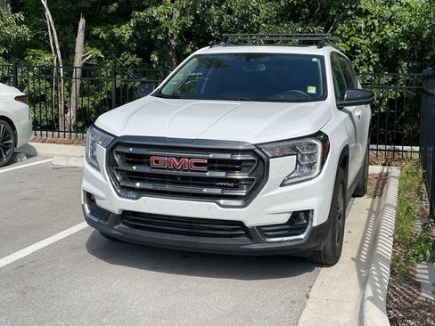 Used 2024 GMC Terrain AT4 w/ Tech Package AWD/4WD image 3