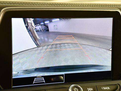 Used 2021 Chevrolet Blazer LT FWD image 28
