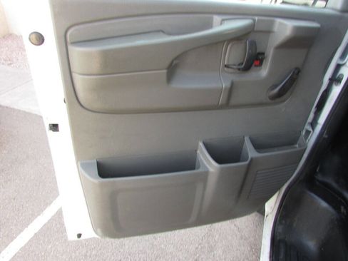 Used 2012 Chevrolet Express 1500 image 10