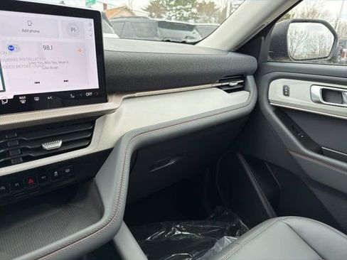 New 2026 Ford Explorer Active image 23