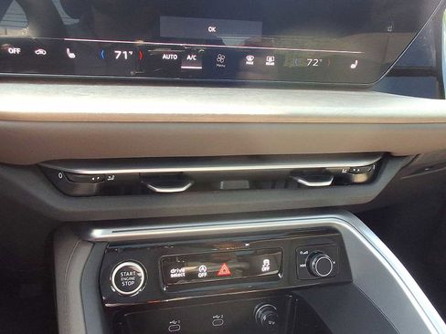 New 2025 Audi Q5 Premium Plus image 14