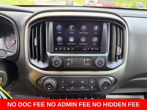 Used 2022 Chevrolet Colorado Z71 AWD/4WD image 19