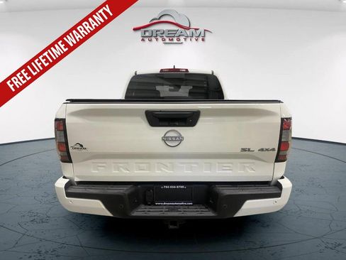 Used 2024 Nissan Frontier SL w/ Technology Package AWD/4WD image 17