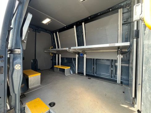 Used 2019 Mercedes-Benz Sprinter 144 image 5
