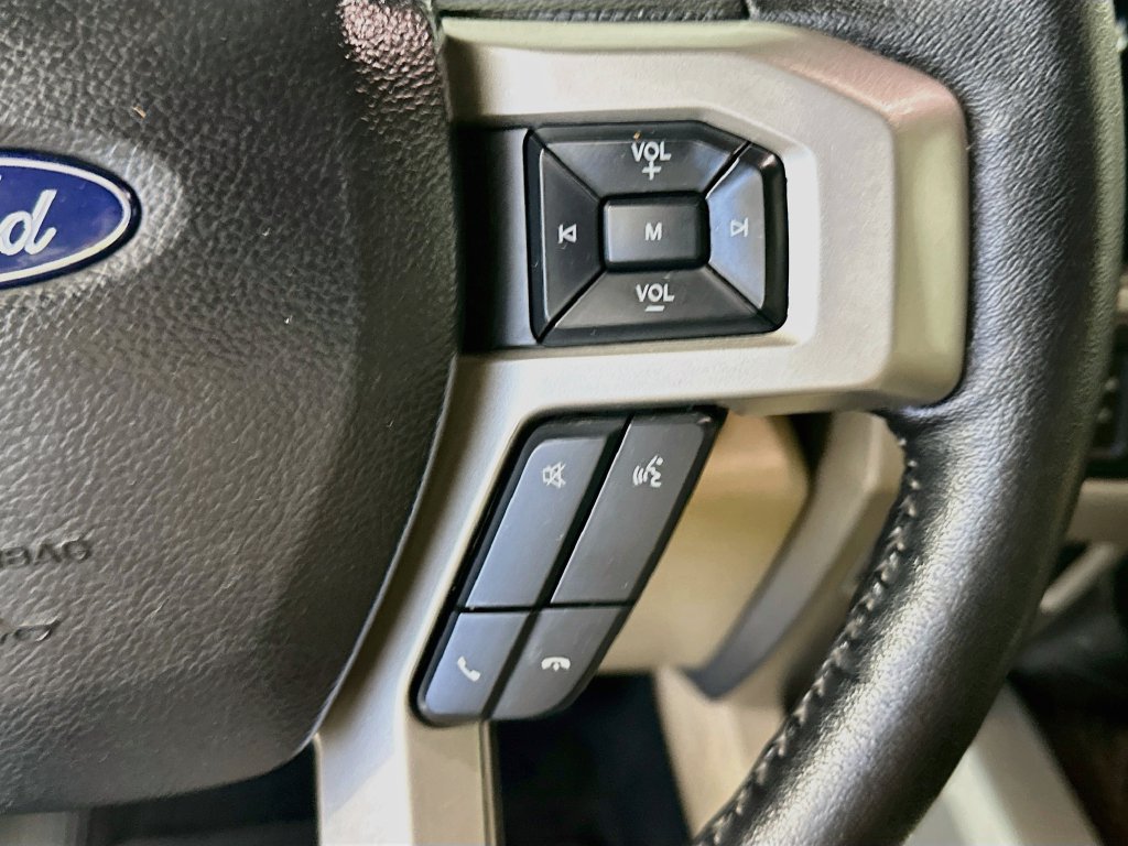 Used 2020 Ford F350 Lariat w/ Lariat Ultimate Package AWD/4WD image 26