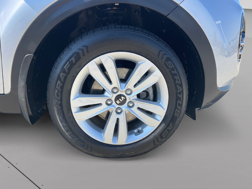 Used 2018 Kia Sportage LX AWD/4WD image 9