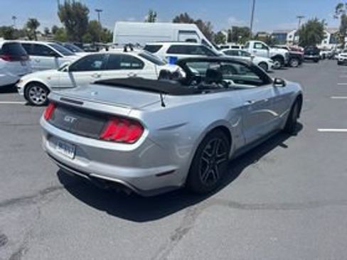 Used 2018 Ford Mustang GT Premium RWD image 5