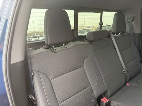 Used 2020 Chevrolet Silverado 1500 Custom w/ Custom Value Package image 37