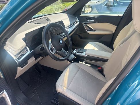 Certified 2023 BMW X1 xDrive28i w/ Convenience Package image 4