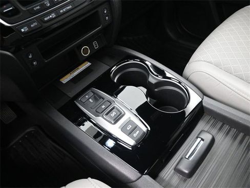 Used 2019 Honda Passport Elite image 31