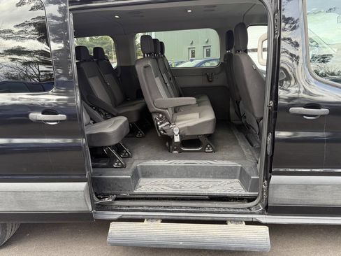 Used 2021 Ford Transit 350 XLT image 12