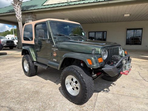 Used 1998 Jeep Wrangler Sahara AWD/4WD image 3