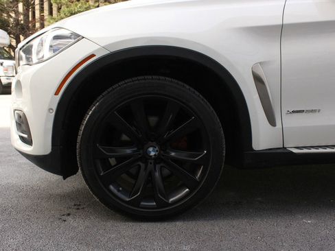 Used 2019 BMW X6 xDrive35i w/ Convenience Package image 11