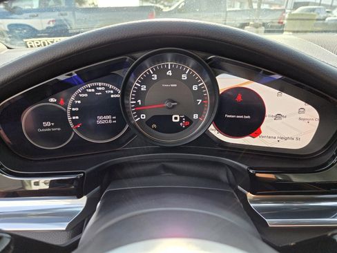 Used 2018 Porsche Panamera 4S image 20