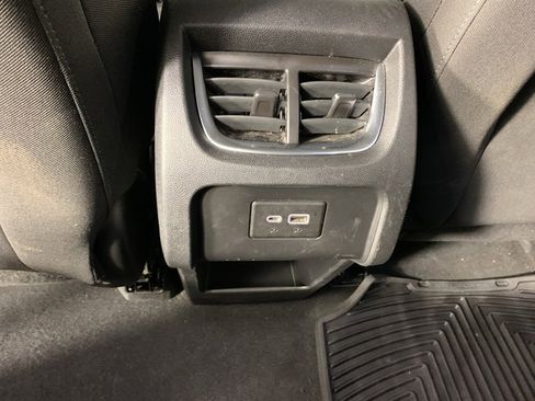 Used 2021 Chevrolet Blazer LT image 32