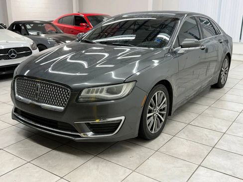 Used 2017 Lincoln MKZ Select w/ Select Plus Package FWD image 3