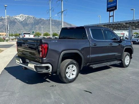 Used 2022 GMC Sierra 1500 SLE AWD/4WD image 25