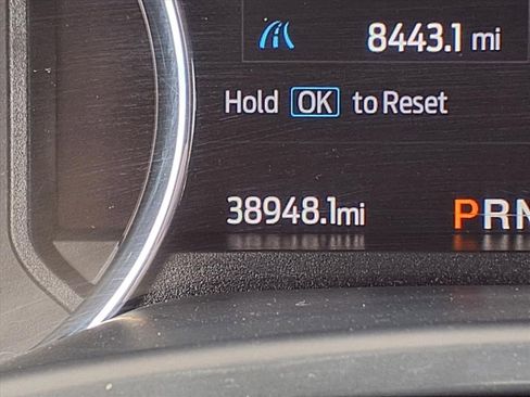 Used 2022 Ford F350 Lariat w/ Tremor Off-Road Package image 38