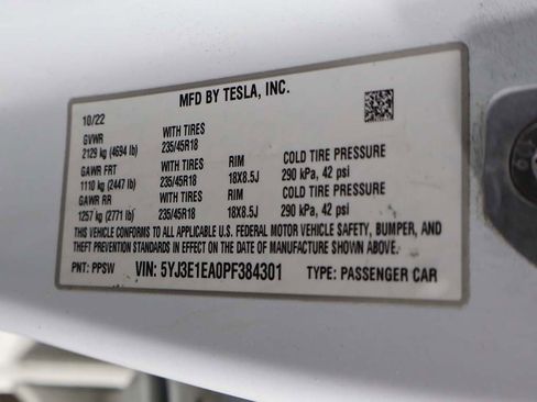 Used 2023 Tesla Model 3 Standard Range image 50