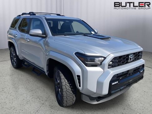 Certified 2025 Toyota 4Runner TRD Sport image 7