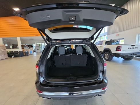Used 2025 Lincoln Aviator Reserve w/ Equipment Group 201A AWD/4WD image 35