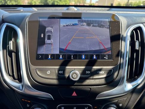 Used 2021 Chevrolet Equinox Premier AWD/4WD image 18