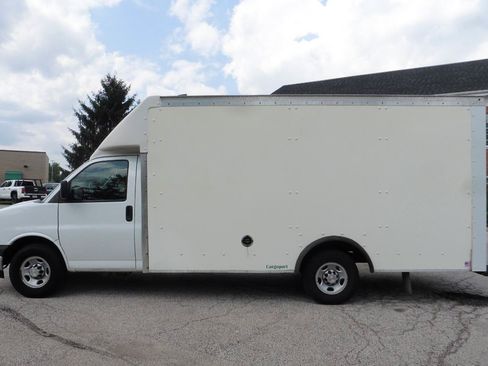 Used 2021 Chevrolet Express 3500 w/ Power Convenience Package RWD image 25