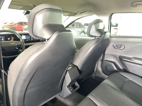 Used 2025 Kia K4 FWD image 22