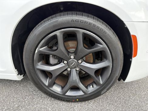 Used 2021 Chrysler 300 S RWD image 11