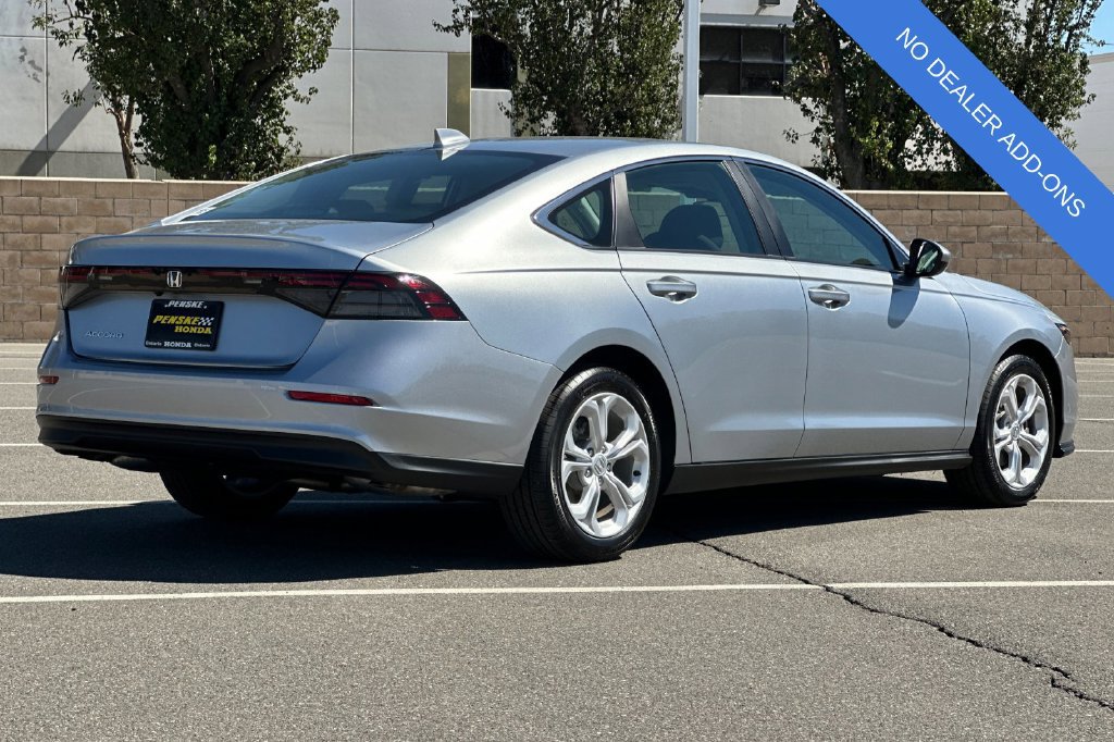 Used 2025 Honda Accord LX image 4
