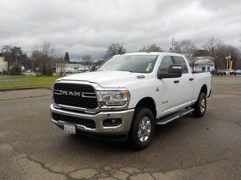 Used 2024 RAM 2500 Big Horn image 1