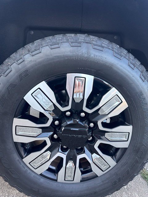 Used 2025 GMC Sierra 2500 Denali w/ Technology Package AWD/4WD image 12
