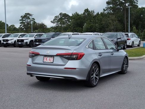Certified 2023 Honda Civic Touring image 3