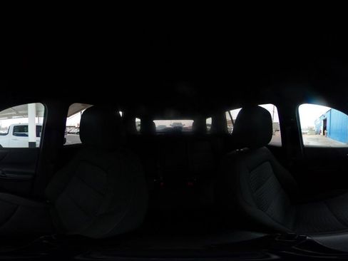 Used 2025 Chevrolet Equinox LT image 41