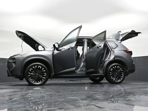 New 2026 Nissan Rogue SV image 40