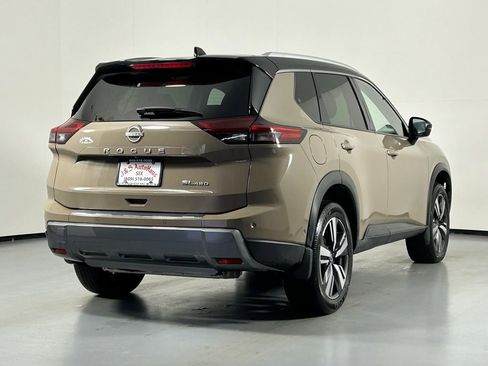 Used 2024 Nissan Rogue SL w/ SL Premium Package AWD/4WD image 7