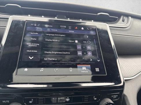 Used 2023 Jeep Grand Cherokee Altitude image 14