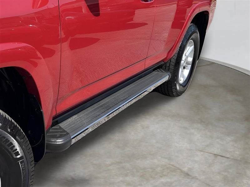 Used 2016 Toyota 4Runner SR5 AWD/4WD image 7