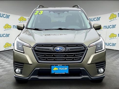 Used 2023 Subaru Forester Premium AWD/4WD image 2