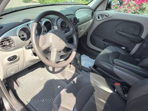Used 2002 Chrysler PT Cruiser Limited FWD image 5