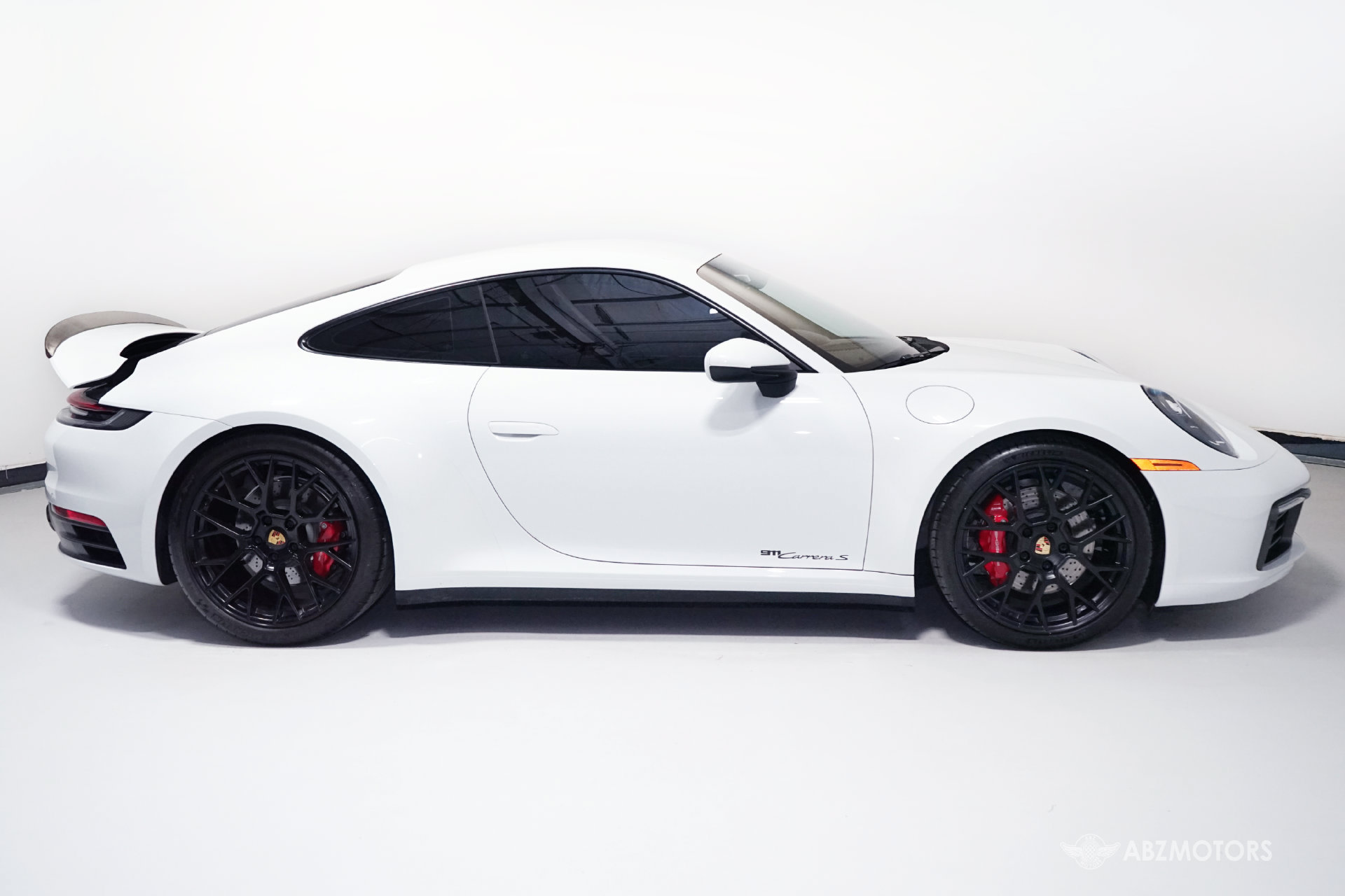 Used 2022 Porsche 911 Carrera S RWD image 3
