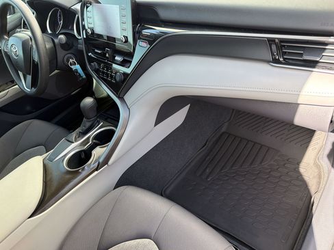 Certified 2021 Toyota Camry LE FWD image 35