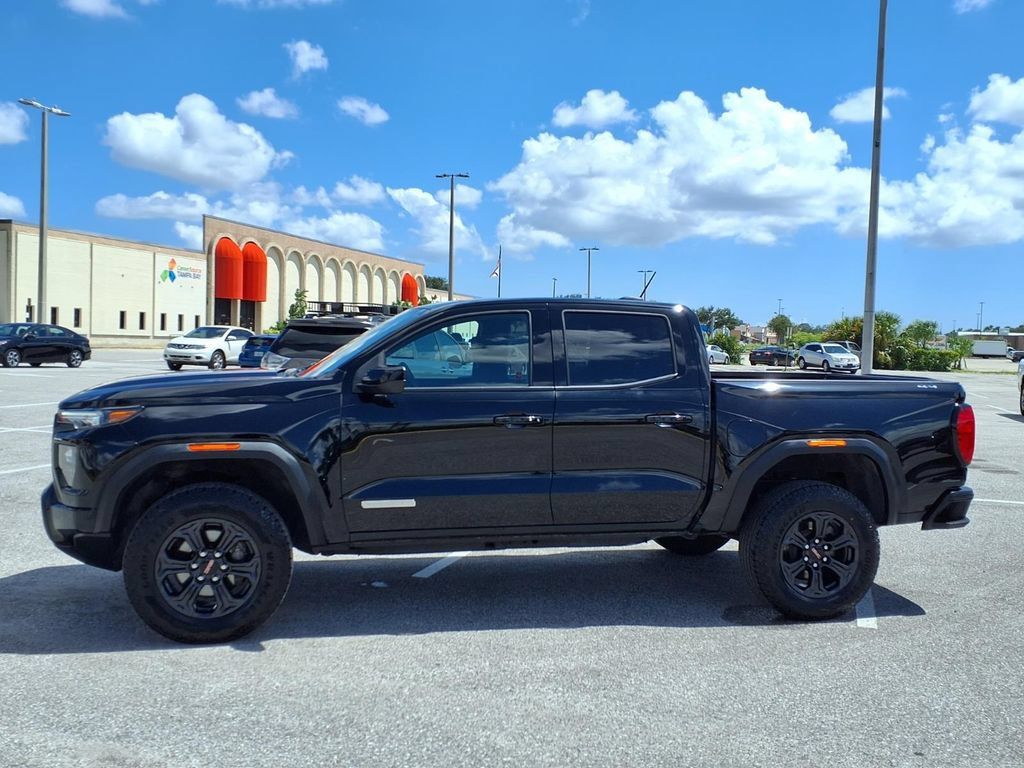 Used 2025 GMC Canyon Elevation w/ Convenience Package AWD/4WD image 4
