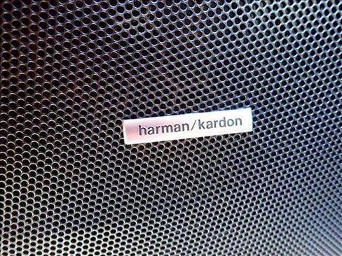 Used 2022 Subaru Forester Sport image 16