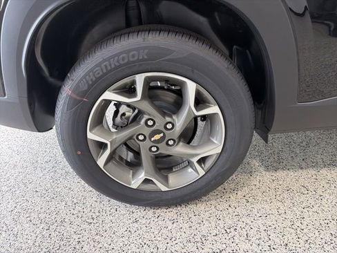 New 2026 Chevrolet Trax LT image 27